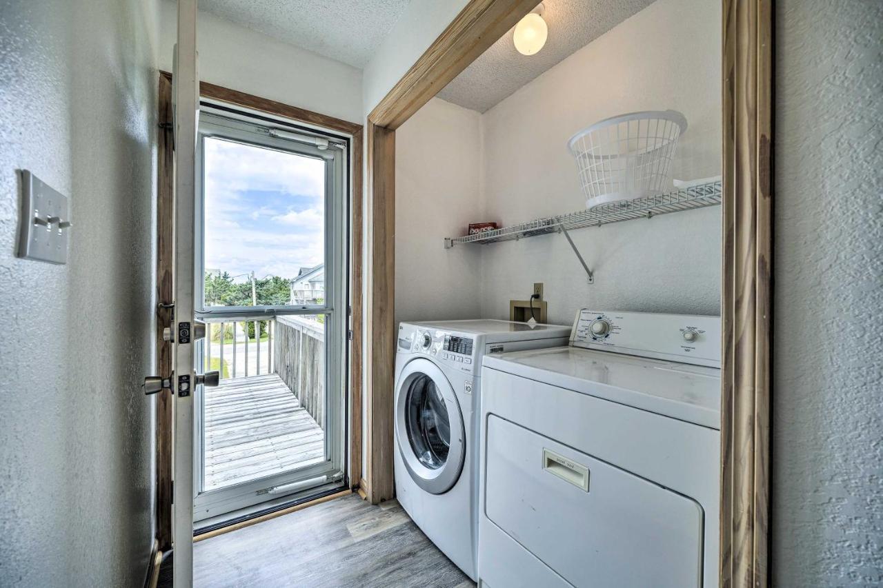 Avon Home On The Channel With Hot Tub And Deck! Eksteriør billede